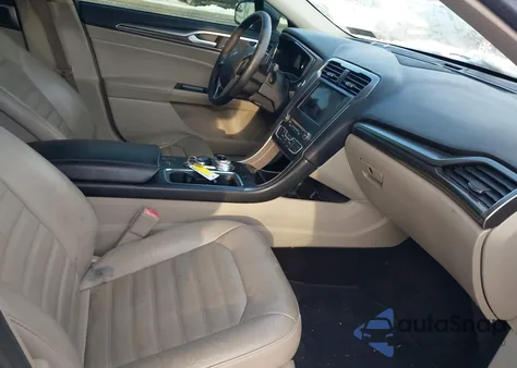 2017 Ford Fusion Se z USA, uszkodzony, nr VIN 3FA6P0HD3HR160632